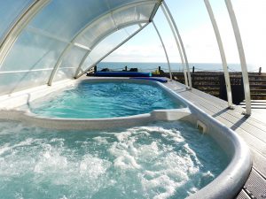 Bubbles on the Beach - Exclusively Eastbourne - cottages with hot tubs