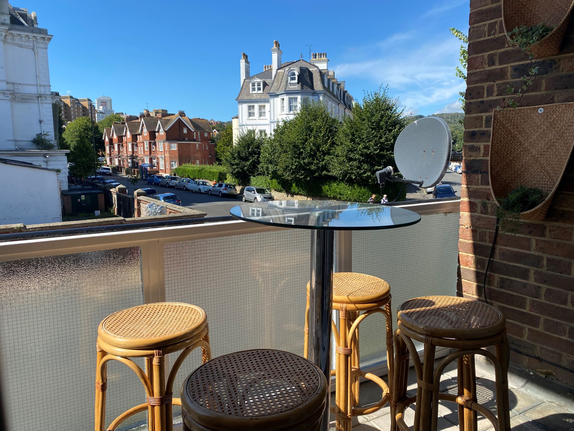 Holiday Homes Eastbourne Sun Downs Holiday Apartment For 4